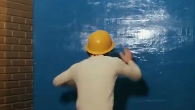 Как проходить сквозь стены смотреть онлайн