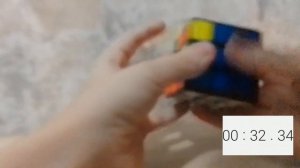 2 день как я пытаюсь ускорить сборку кубика рубика 3х3