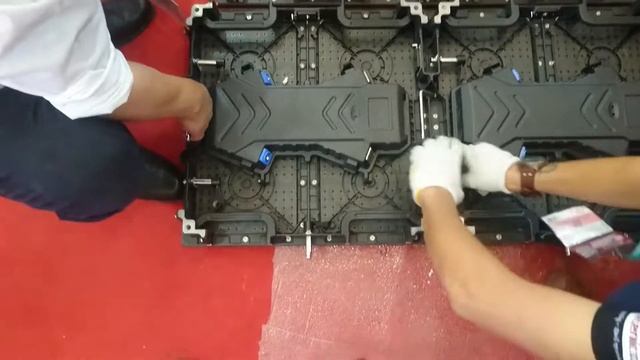 Монтаж Лед-экранов смотреть онлайн