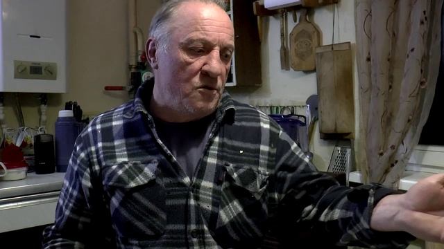 В мастерской художника-ювелира Сергея Капитонова смотреть онлайн