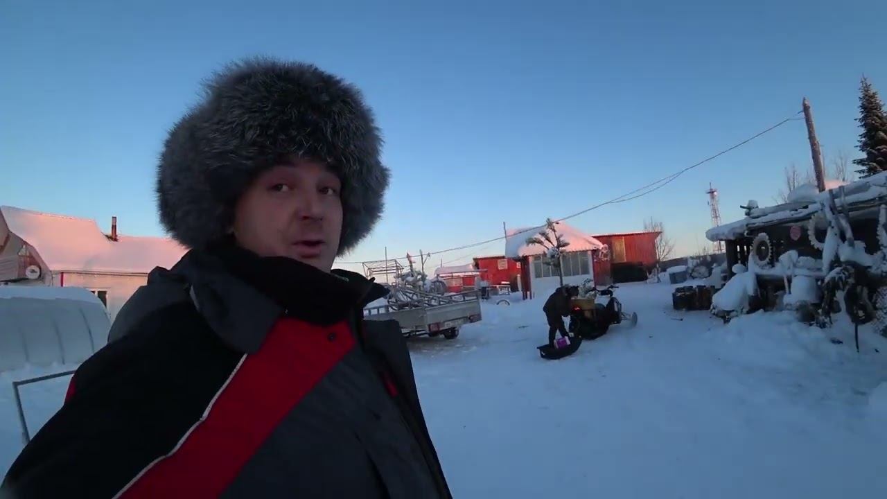 Брат не может вытащить налима из майны. Ловля налим продолжается. смотреть онлайн