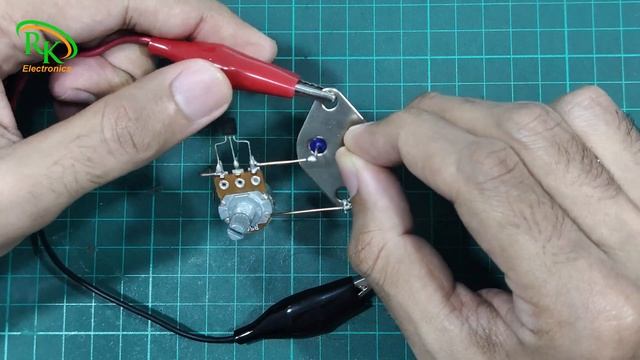 How to Make Simple Current Control Circuit with 2N3055 | RK Electronics Karachi
