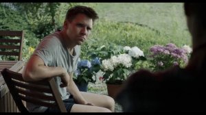 Freier Fall (2013) Theme song "Back on the Track"