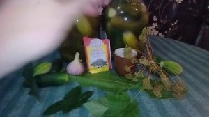 Бочковые солёные огурцы горячим способом! Ум отъешь, какие вкусные!