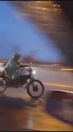 Херачу в ОЗК в ливень на электровеле Сатана