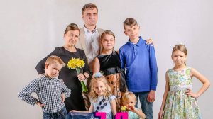 ЛЁША СНОВА НА ПОГОСТЕ И СНОВА КРУГОМ ВИНОВАТЫЕ . 7 - Я КОЛЕСНИКОВЫХ