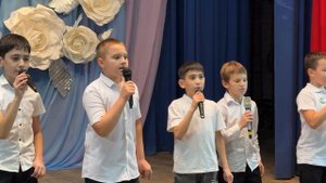 Дарите женщинам цветы