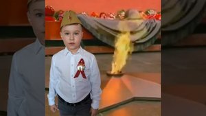 мать провожала сына на войну.mp4