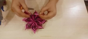 Объемная новогодняя снежинка из фоамирана своими руками