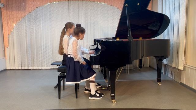 И.Бах - В.Шаинский "Веселая фуга" смотреть онлайн