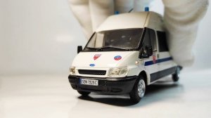 Масштабная модель автомобиля 2000 Ford Transit (полиция Франции)#41 от DeA))из моей коллекции)