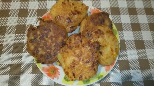 ОЛАДУШКИ ИЗ РЯЖЕНКИ И СЫРА