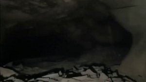 Заброшенная шахта с машинами. Это где такой клад нашли. Кто-то запасы делал и з