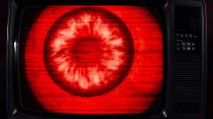 За МНОЙ ОХОТИТЬСЯ КРАСНЫЙ ГЛАЗ