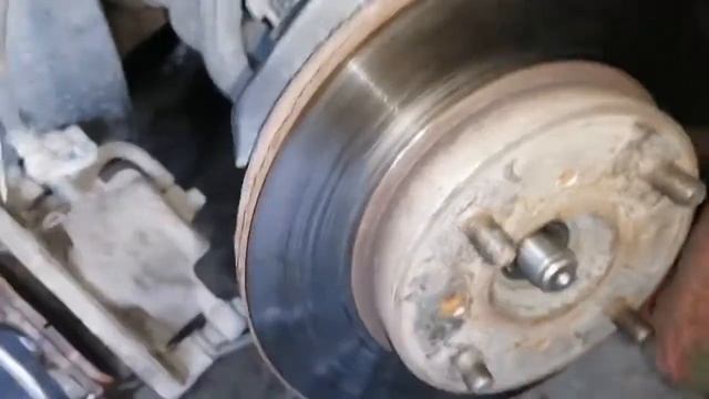 Honda CR-V RD1 последствие удара в колесо другим авто...mp4 смотреть онлайн