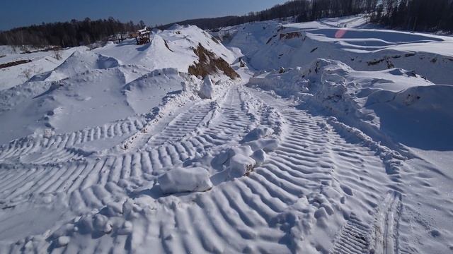 На снегоходе, прииски на реке Сафониха смотреть онлайн