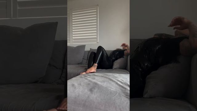 Come relax with me 🔥 ❤️#MikaKatana #fashion #style #outfit #Girl #Fyp #Sexy #latex #leather смотреть онлайн