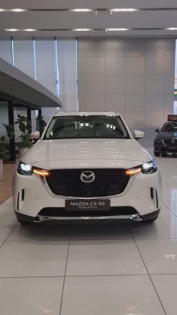 Новый роскошный семейный внедорожник Mazda CX-90 2024 года