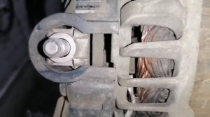 Kia Cerato _стук_ в двигателе от генератора.mp4