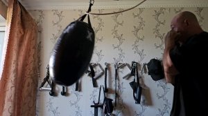 Серия ударов по груше