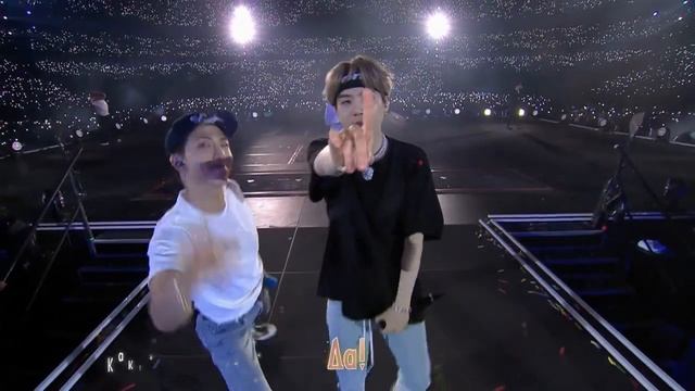 BTS  Mikrokosmos  BTS WORLD TOUR LOVE YOURSELF SPEAK YOURSELF rus karaoke_v720P