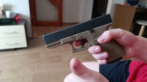 Обзор страйкбольного пистолета Glock 19 Gen 4