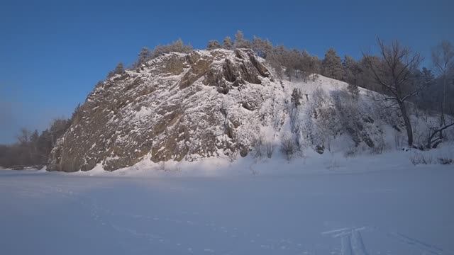 Зимний поход, Собачий Камень смотреть онлайн