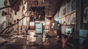 Заброшенный дом природы в Ижевске