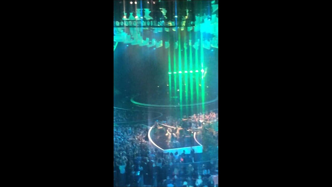 Nicki Minaj VMA 2014 performance Anaconda смотреть онлайн