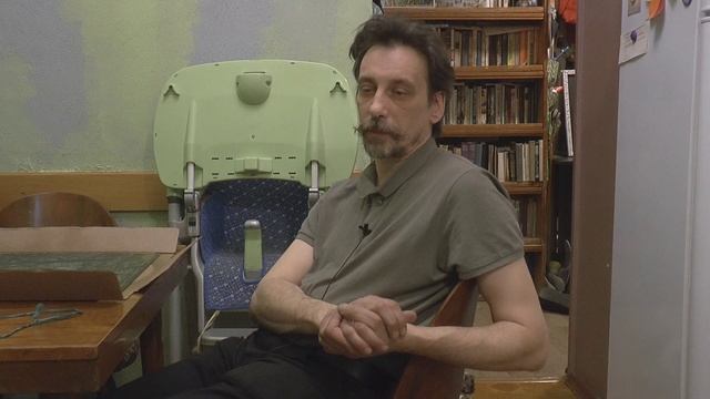 В мастерской художника Григория Бархина смотреть онлайн