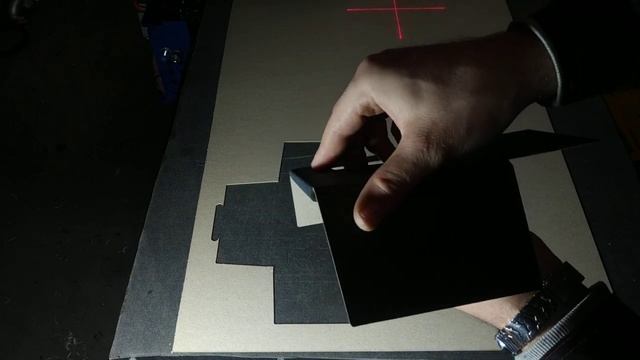 Станок для фигурной резки микрогофрокартона. смотреть онлайн