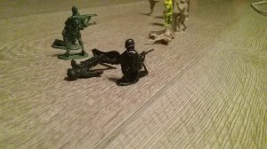 Бой салдатиков, команда аква против команды магма