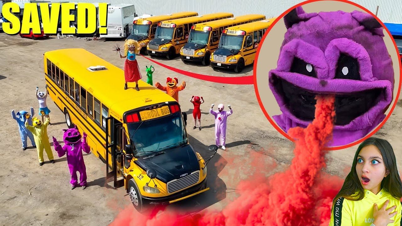 😭 МЫ СПАСЛИ МИСС ДЕЛАЙТ ОТ УЛЫБАЮЩИХСЯ ЗВЕРЕЙ ( (ДО СЛЕЗ) 😨 В РЕАЛЬНОЙ ЖИЗНИ КЭТНЭП и ПОМНИ смотреть онлайн