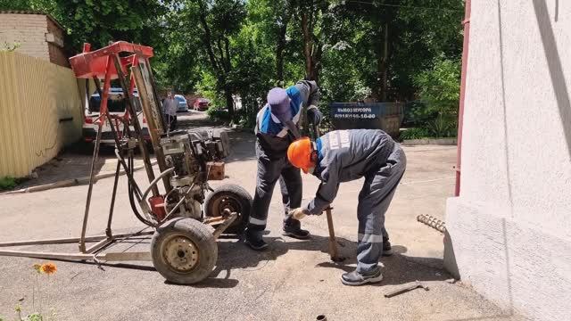 Укрепление грунта под фундаментом старого дома. смотреть онлайн