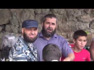 Встреча тэйпа Аушевых в родовом башенном комплексе "Эгикал"