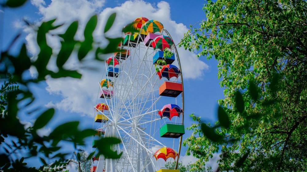 Колесо обозрения 🎡 Каменск-Уральский смотреть онлайн