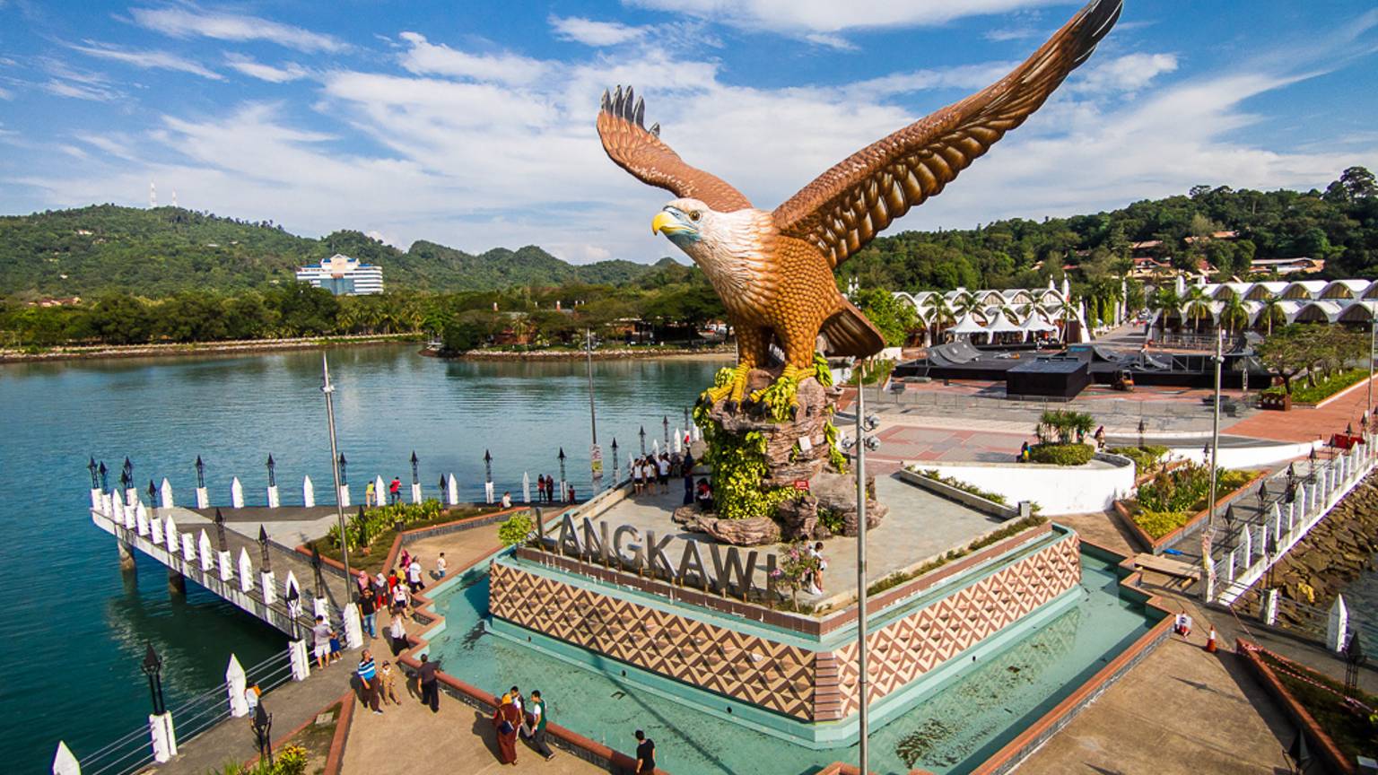 #9_Малайзия 2024. Поездка в Куах. Ночной рынок в Ченанге. Супермаркет Eco смотреть онлайн