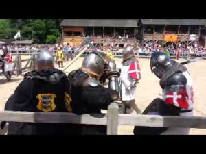 Рыцарский поединок 10 на 10.  Турнир по средневековому бою