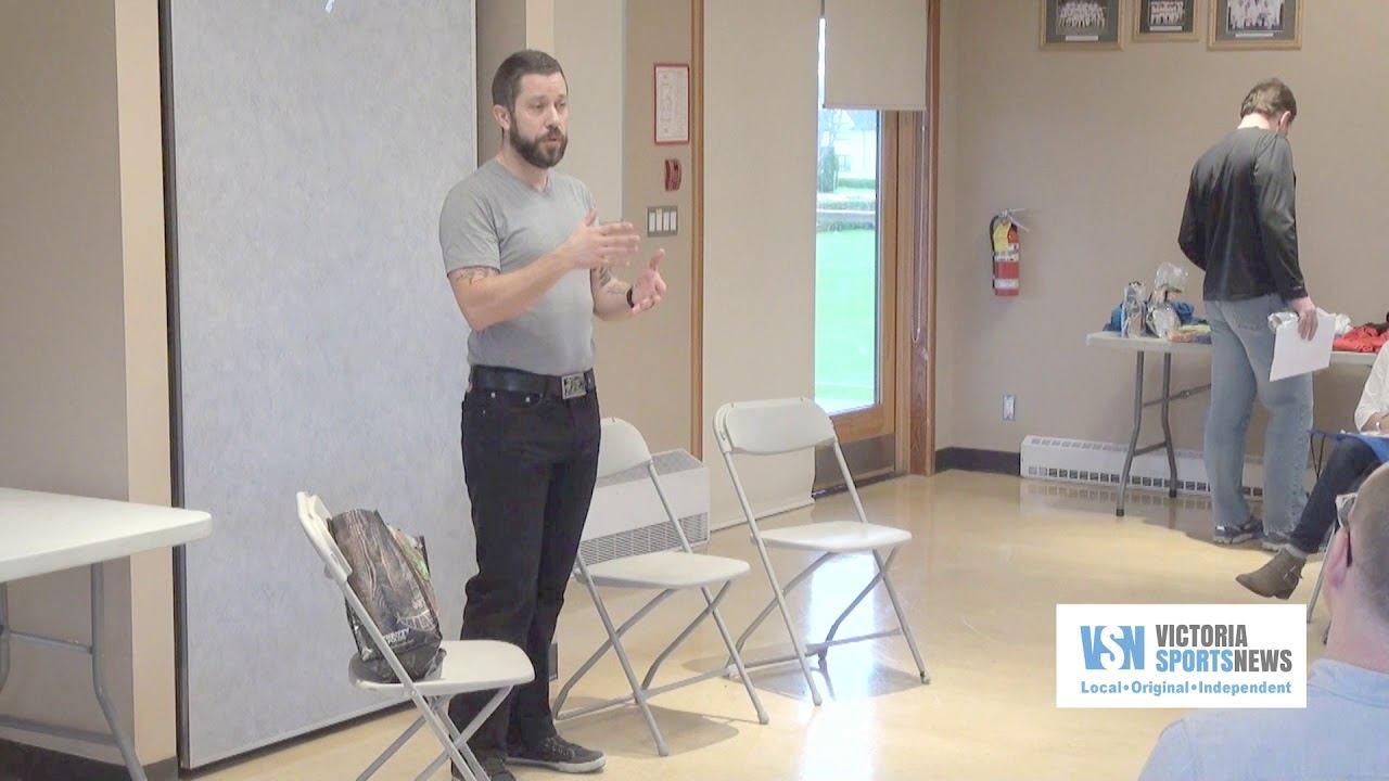 Frontrunners University: 1/2 Ian Abbott, Chiropractor - Good to Go Therapy смотреть онлайн