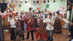 песня Посмотрите как у нас то в мастерской-фольклор -1001 песенка