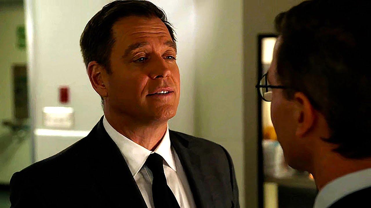 Ending Scene - Farewell To Ducky Mallard And A Cameo By Anthony DiNozzo - NCIS 21x02 смотреть онлайн