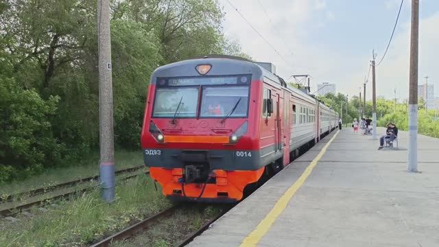 Прибытие ЭД9Э Нижегородской городской электрички на станцию Варя (03.06.2024)