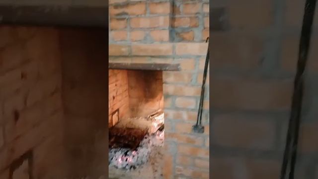 Исправил дымящий камин#shorts