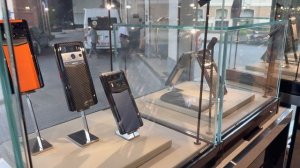 Магазин флагманских телефонов Vertu