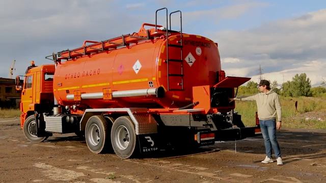 Топливозаправщик АТЗ-17 КАМАЗ-65115 в новом исполнении от НПО "ВЕКТОР"