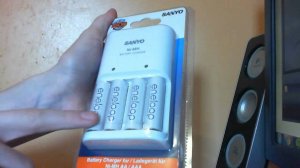 Sanyo Eneloop Ni-Mh battery charger unboxing