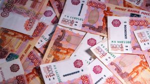 Останутся без заработка: иноагенты больше не смогут обогащаться за счет России