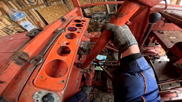 Трактор т-25А Владимирец ремонт рулевой колонки! Замена масла и другое!