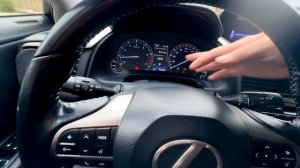 В продаже LEXUS RX