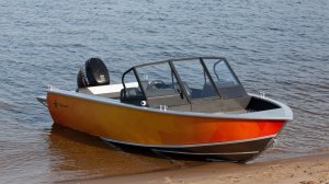 Моторная лодка Realcraft 500